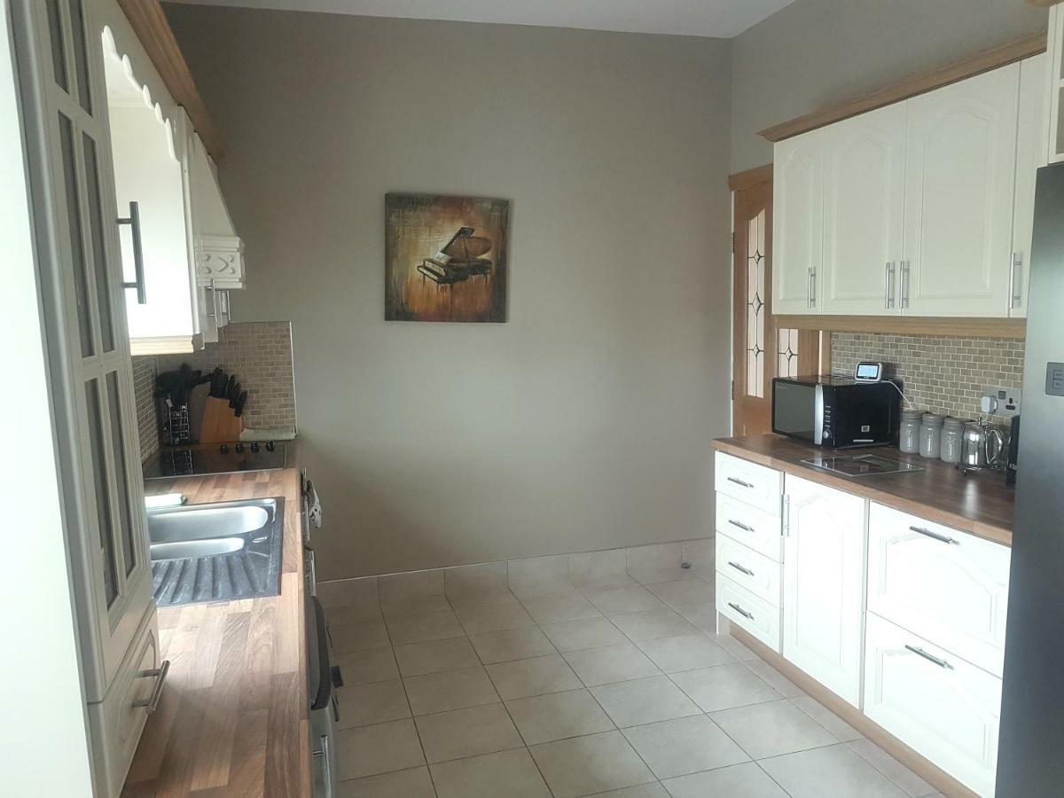 Wild Atlantic Way Cottage Dooagh Exterior foto